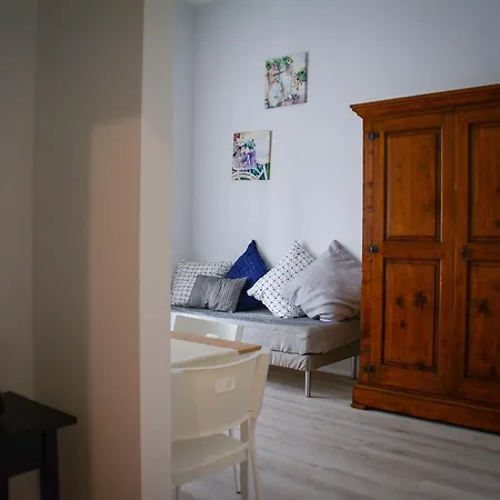 Le Origini - Dependance Guest house